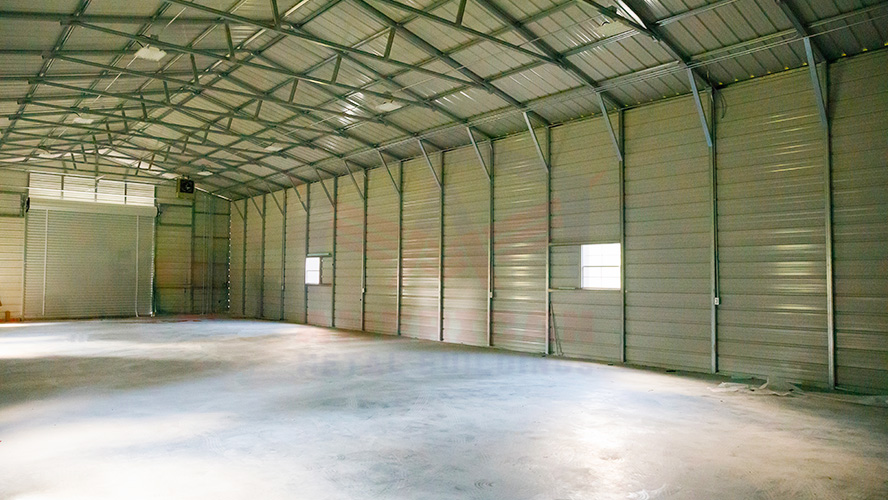 هناجر وحظائر متينة